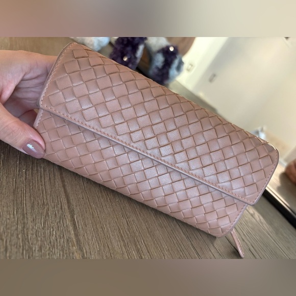 Bottega Veneta - Picture 1 of 12